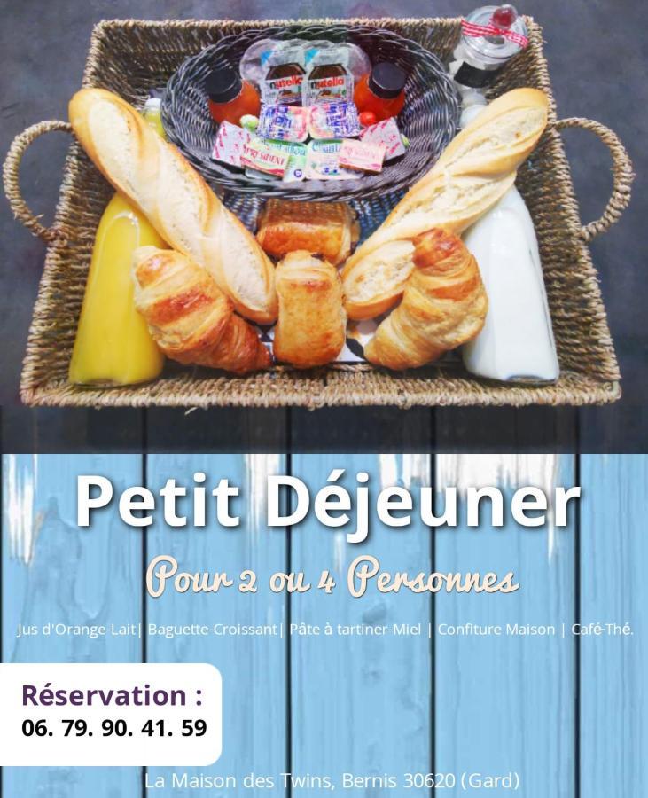 Gites Avec Grande Piscine Et Sa Terrasse Privative Bernis ภายนอก รูปภาพ